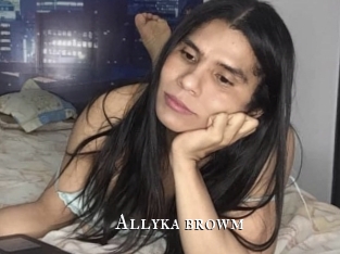 Allyka_browm