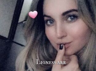 Lioness_arr