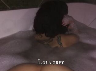 Lola_grey