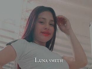 Luna_smith