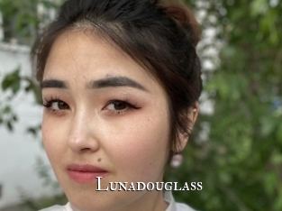 Lunadouglass