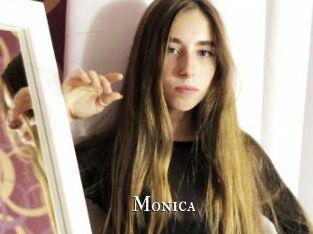 Monica_