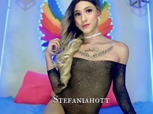 Stefaniahott